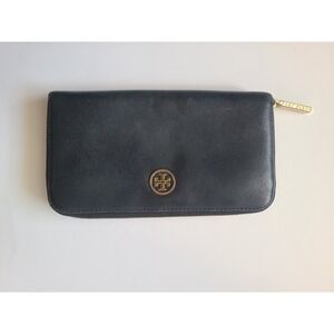 Tory‎ Burch Carson Continental Full Zip Around Wallet Black Leather Quiet Luxury